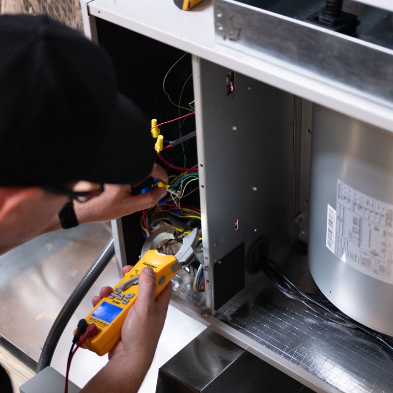 Why Fall Is the Time to Schedule Your Annual Furnace Maintenance